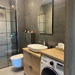 P R A T U M - Zadaszona Przeszklona Pergola W Ogrodzie * Миколайки