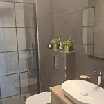 P R A T U M Apartamento