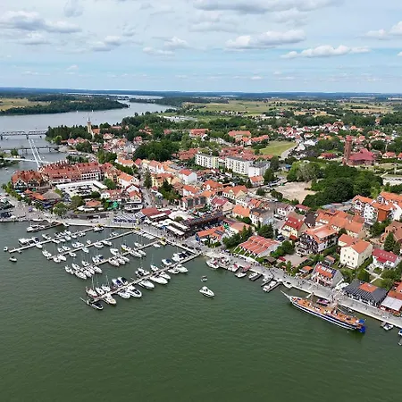 Pratum Prywatny Ogrod Z Tarasem Mikołajki