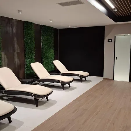 Pratum Prywatny Ogrod Z Tarasem