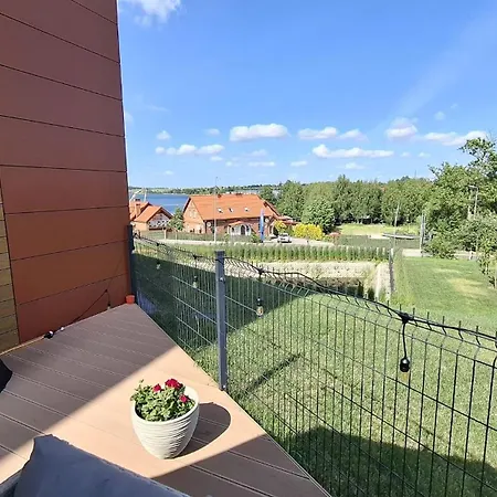 Pratum Prywatny Ogrod Z Tarasem Mikołajki