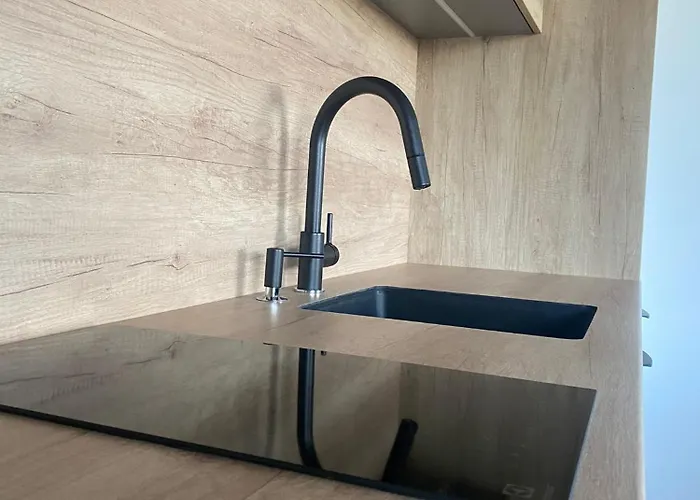 P R A T U M Apartment *